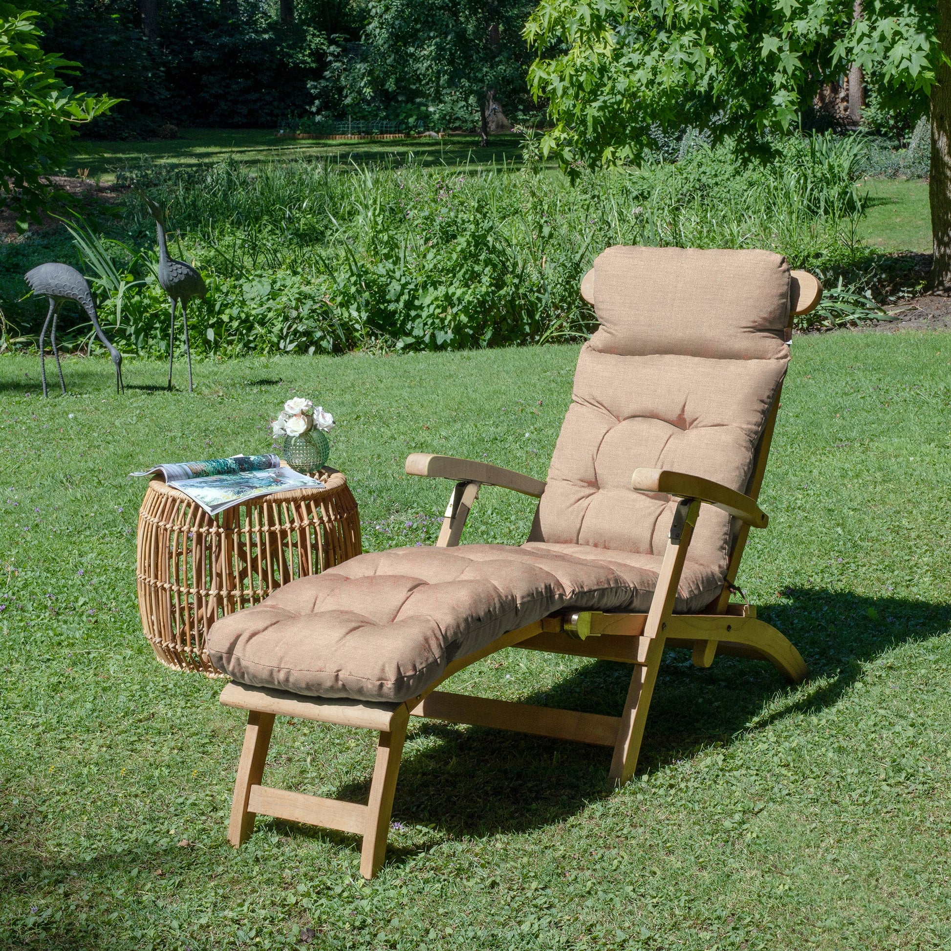 Bequeme Beautissu Deckchair Auflage mit 8 cm Schaumflocken, UV-beständig und OEKO-TEX zertifiziert für Gartenliegen