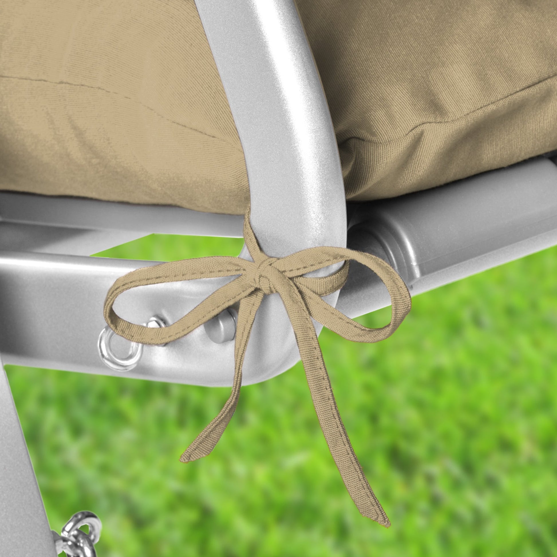 Beautissu Hollywoodschaukel Gartenauflage 180x50x8 cm mit UV-beständigem Polyesterbezug und 2 dekorativen Seitenkissen